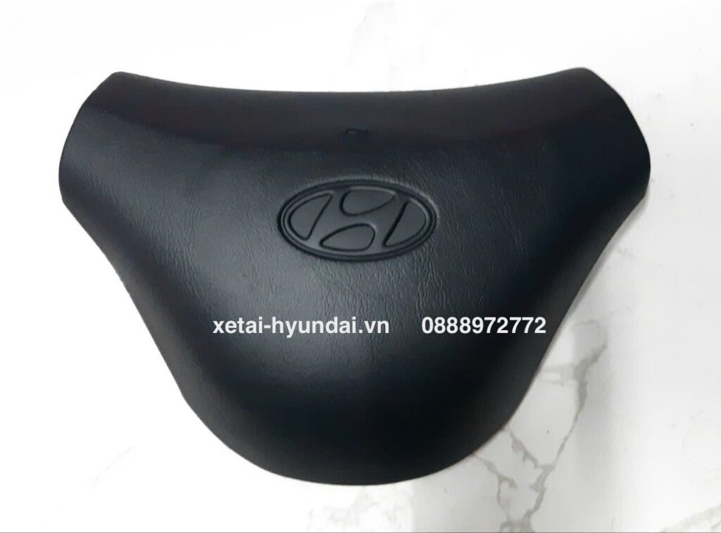 Nắp Còi Nắp Kèn Xe Tải Hyundai Kia