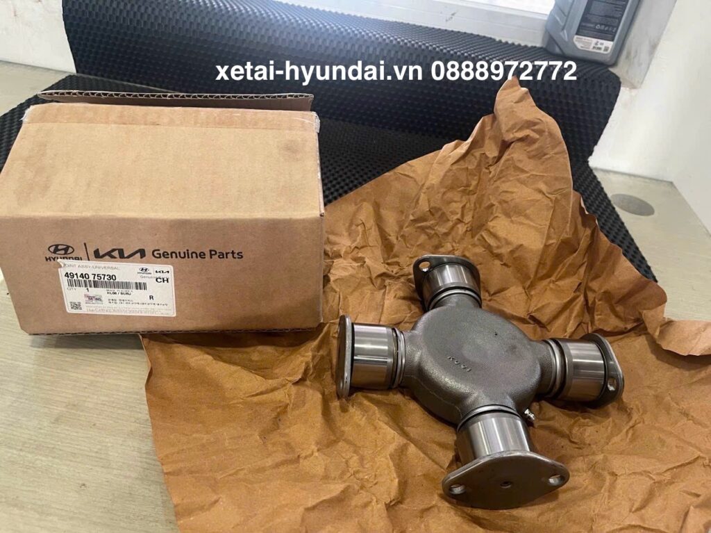 Bạc Đạn Chữ Thập Hyundai HD260 HD270 HD320 HD700 HD1000 Gold Trago