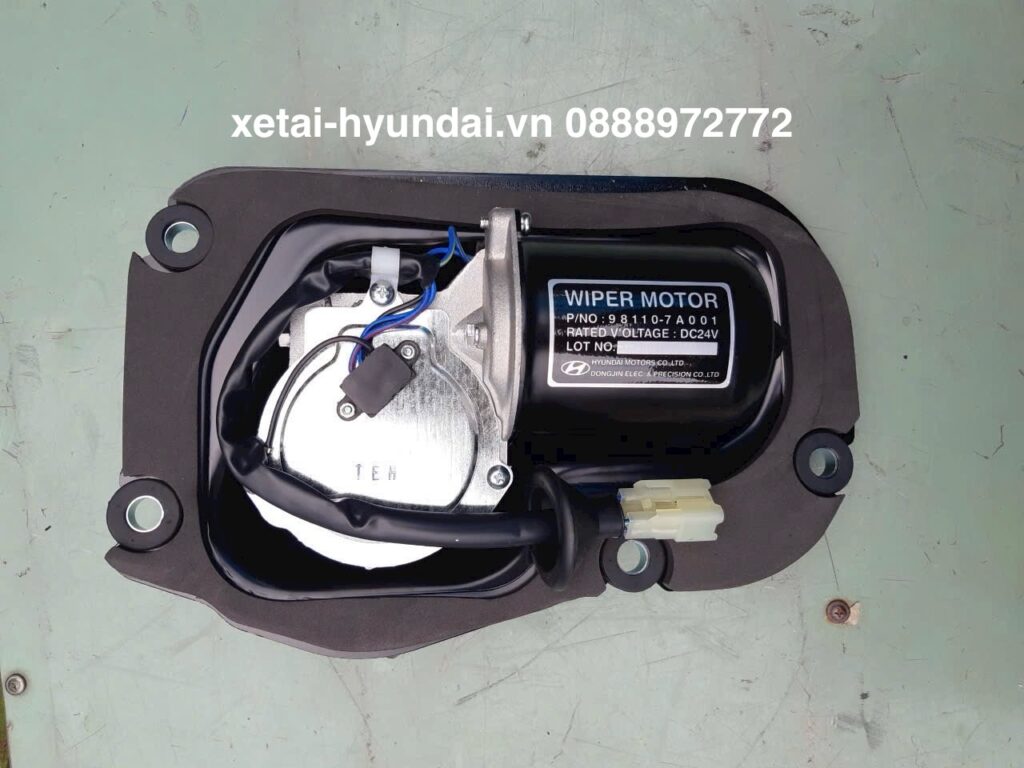 Mô Tơ Gạt Mưa Hyundai HD260 HD270 HD320 HD700 HD1000 Xcient Universe