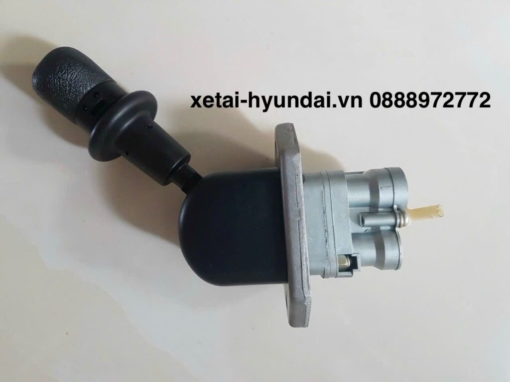 Tay Thắng Lốc Kê Xe Hyundai HD260 HD270 HD320 HD700 HD1000 Universe