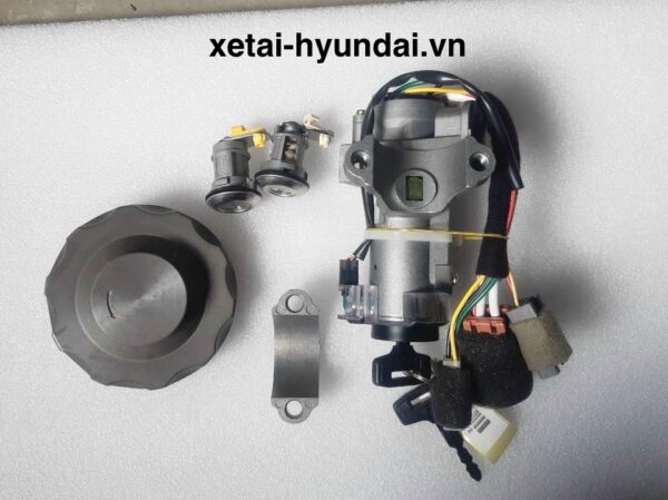 Ổ Khóa Đề Hyundai HD260 HD270 HD320 HD360 HD700 HD1000