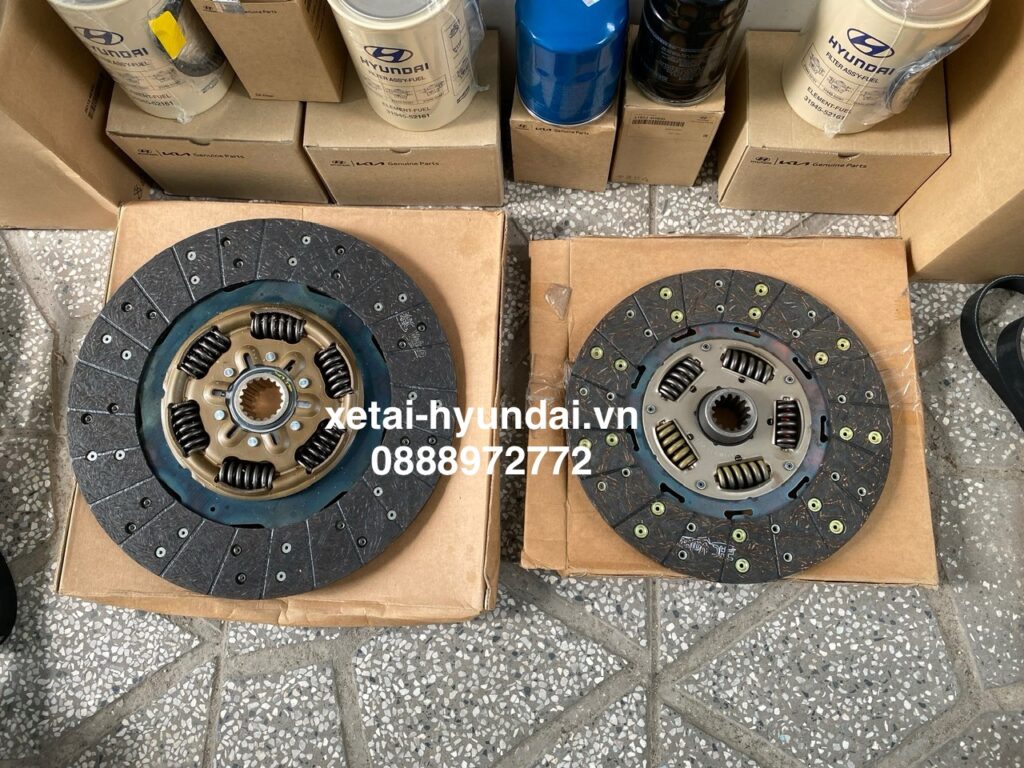 Lá Côn Xe Tải Hyundai Mighty 75s 110s 110SL 110XL County W11s W11XL