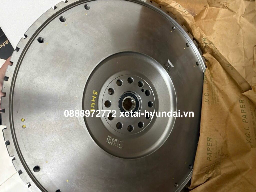 Bánh Đà Hyundai HD260 HD270 HD320 HD360 HD700 HD1000 Trago Kia Granbird