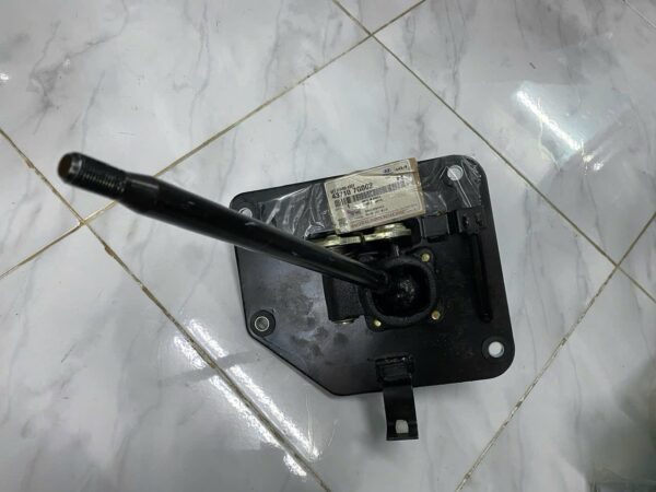 Tay Đi Số Cần Số Xe Tải Hyundai HD270 HD320 HD700 HD1000