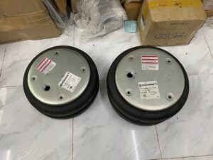 Bầu Hơi Giò Rút Hyundai HD210 HD240 Universe HD360