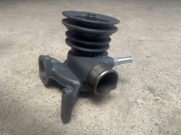 bơm nước hyundai 6d22 hyundai hd270 hd320 hd700