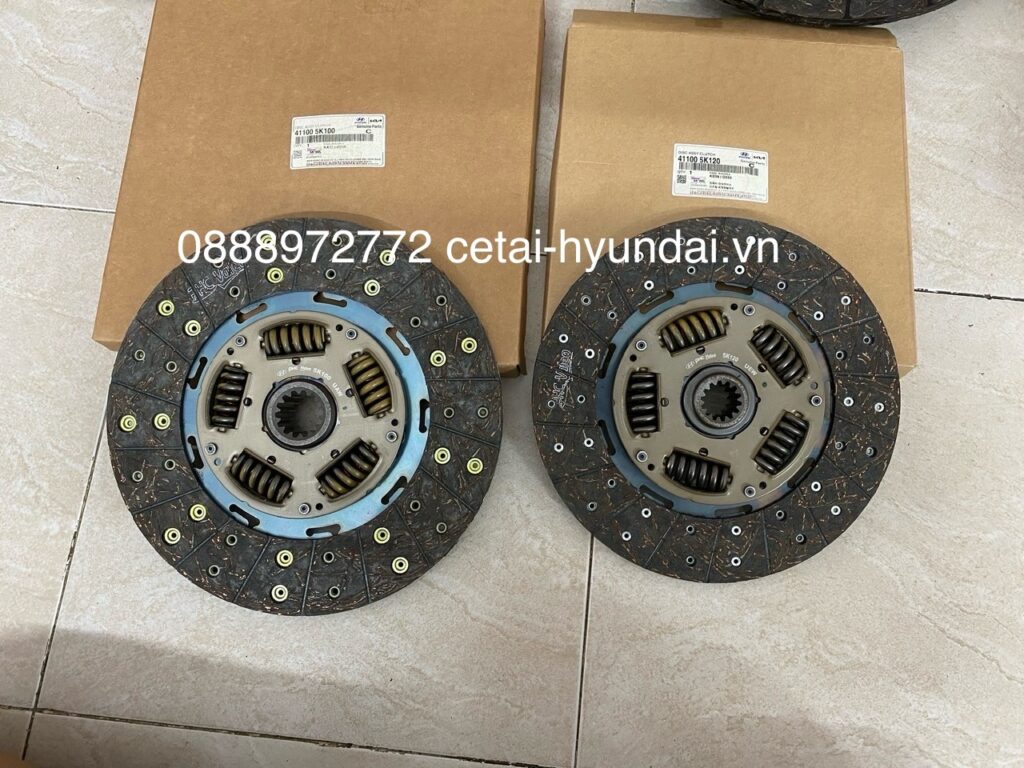 Lá Côn Xe Tải Hyundai HD65 HD72 HD99 Mighty 2017 HD800 County