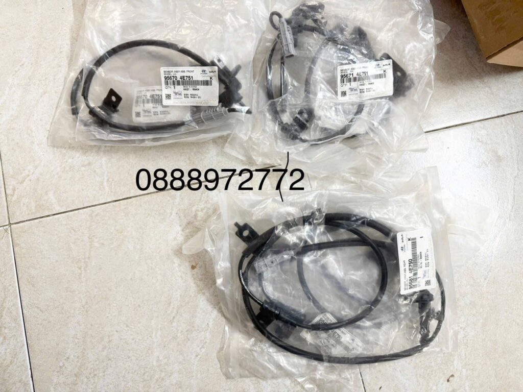 Cảm Biến ABS Kia K200 K250 Solati