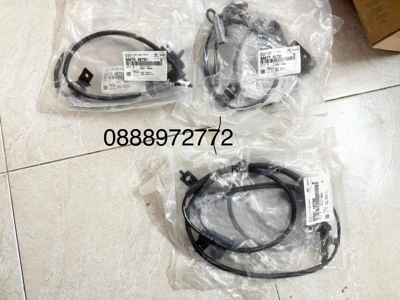 Cảm Biến ABS Kia K200 K250 Solati Cảm Biến ABS Kia K200 K250 Solati