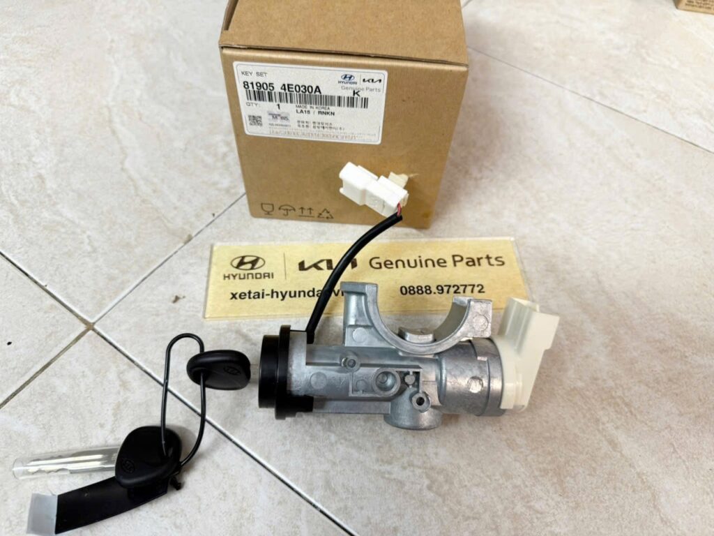 Ổ Khóa Điện Hyundai Porter H150 N250 Kia K200 K250 N550 N650