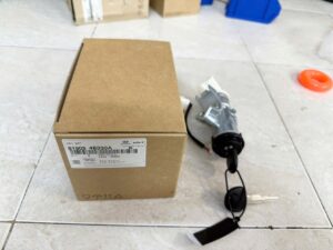 Ổ Khóa Điện Hyundai Porter H150 N250 Kia K200 K250 N550 N650